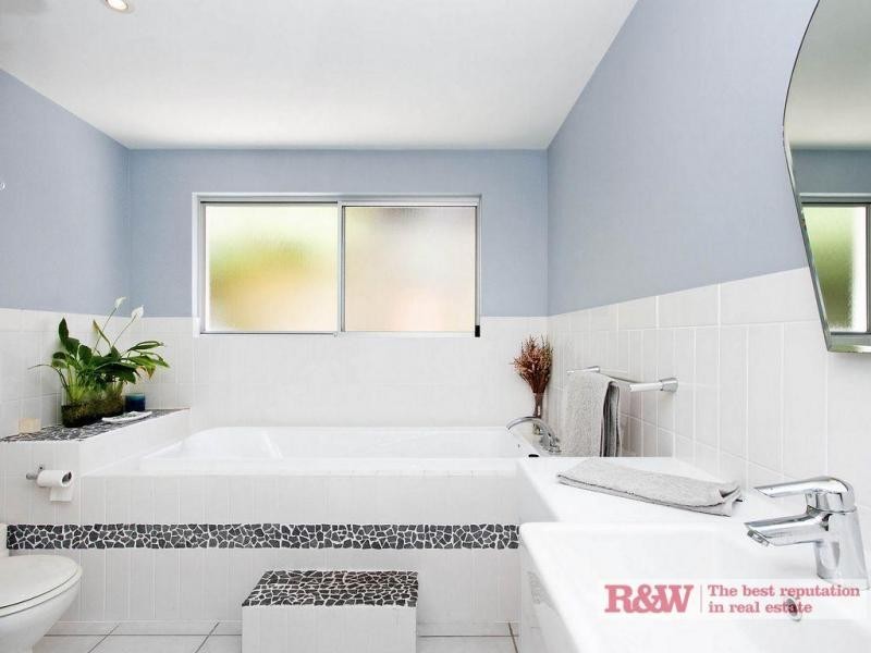 16 Ross Crescent, Sunshine Beach QLD 4567