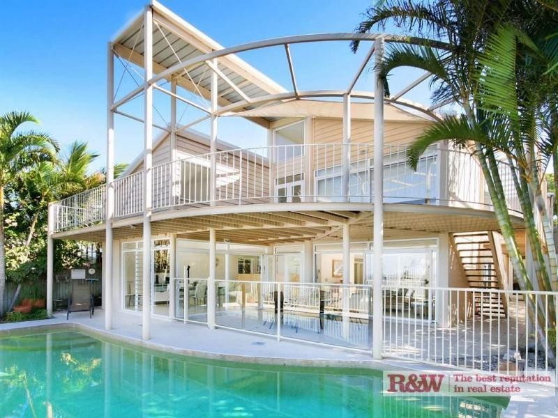 38 Bryan Street, Sunshine Beach QLD 4567