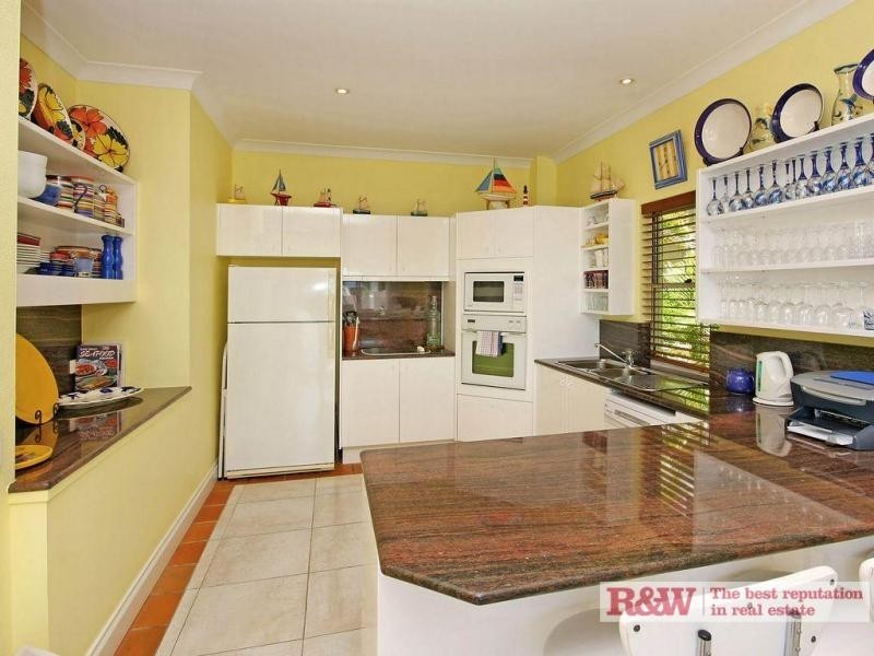 1/15 ‘Santorini’, Little Cove Road, Little Cove QLD 4567