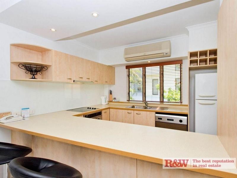 8/7 Montpellier, James Street, Noosaville QLD 4566