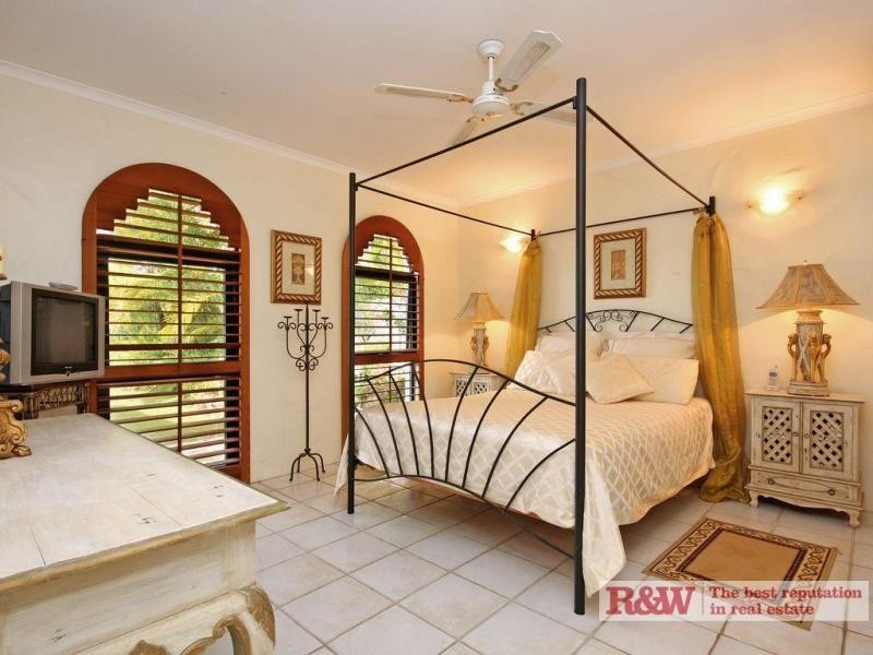 9 Wesley Court, Noosa Heads QLD 4567