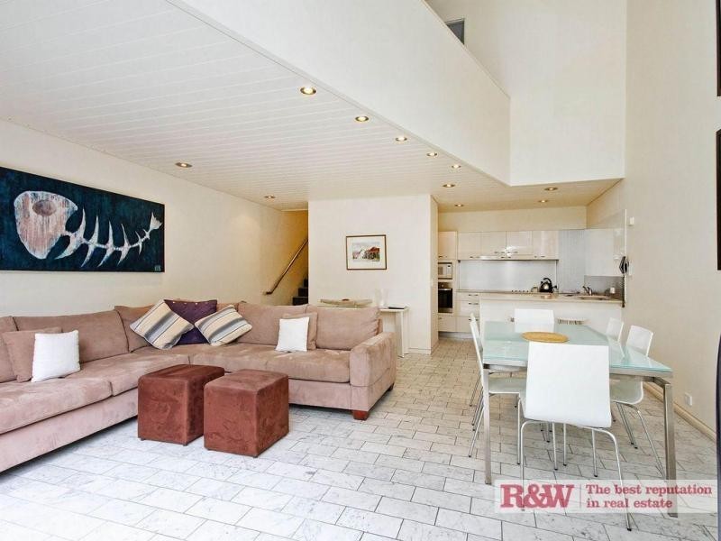 2/2 Little Cove Court, Pandanus Street, Little Cove QLD 4567