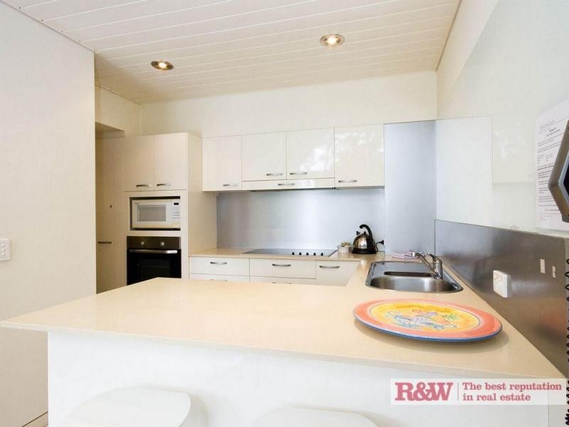 2/2 Little Cove Court, Pandanus Street, Little Cove QLD 4567