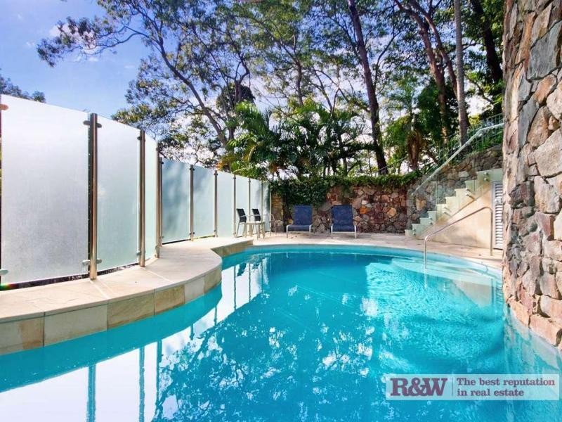2/2 Little Cove Court, Pandanus Street, Little Cove QLD 4567