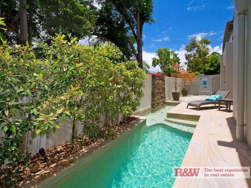 3/20 Asoon, James Street, Noosaville QLD 4566