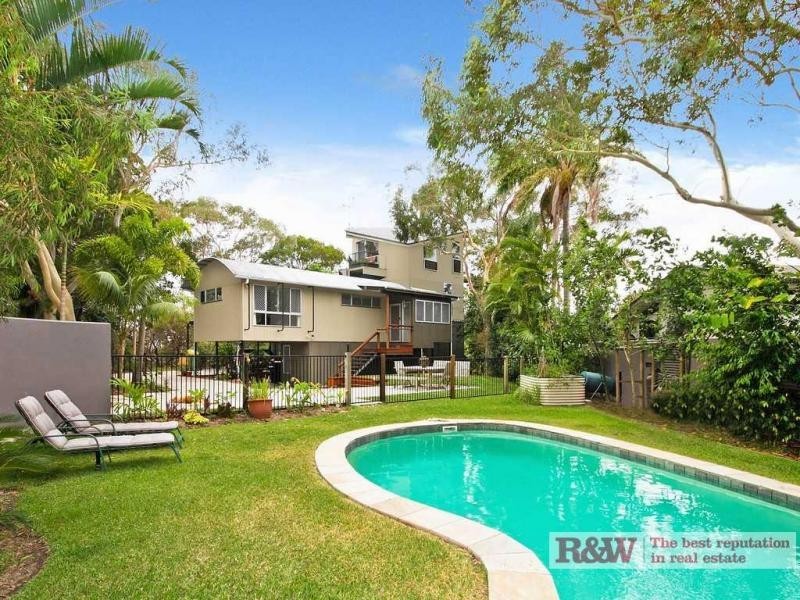 52 Nairana Rest, Noosa Heads QLD 4567