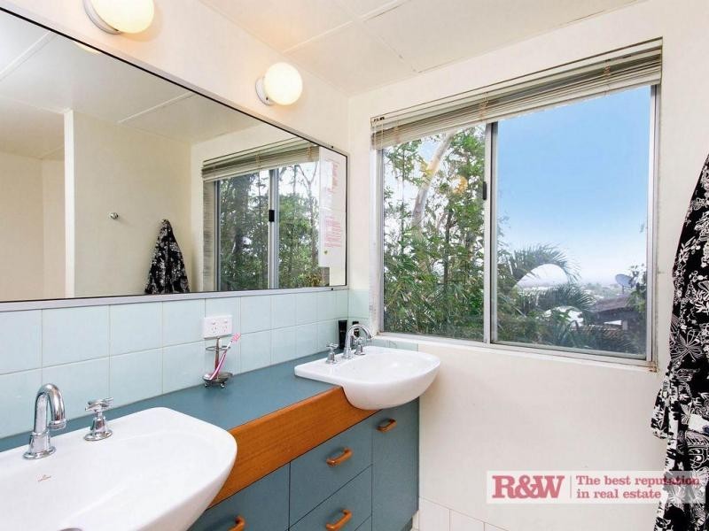 52 Nairana Rest, Noosa Heads QLD 4567
