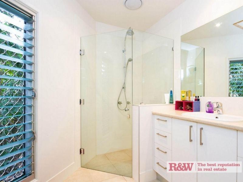 52 Nairana Rest, Noosa Heads QLD 4567