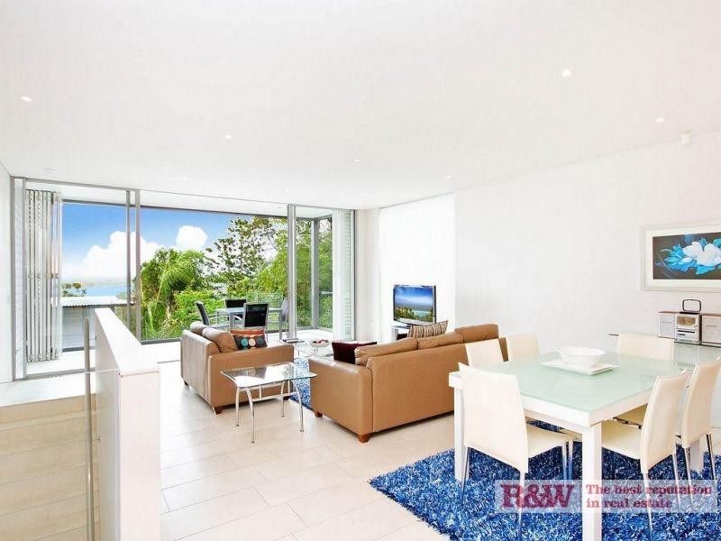 37 ‘The Rise’ Noosa Drive, Noosa Heads QLD 4567