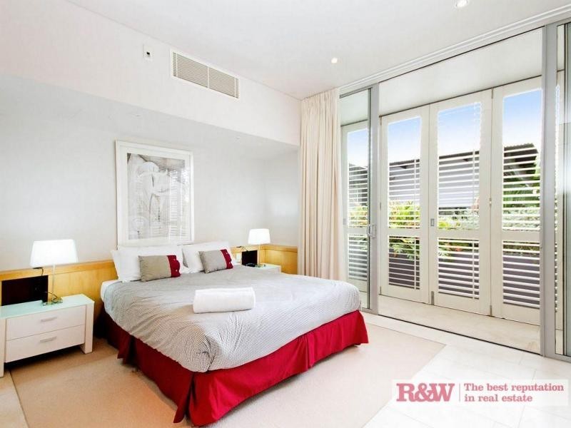 37 ‘The Rise’ Noosa Drive, Noosa Heads QLD 4567