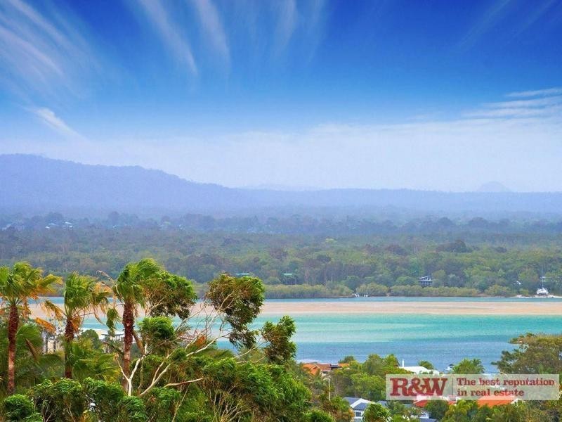 37 ‘The Rise’ Noosa Drive, Noosa Heads QLD 4567