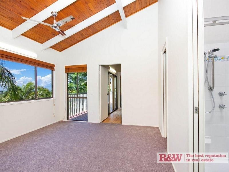 7 Arkana Drive, Noosa Heads QLD 4567