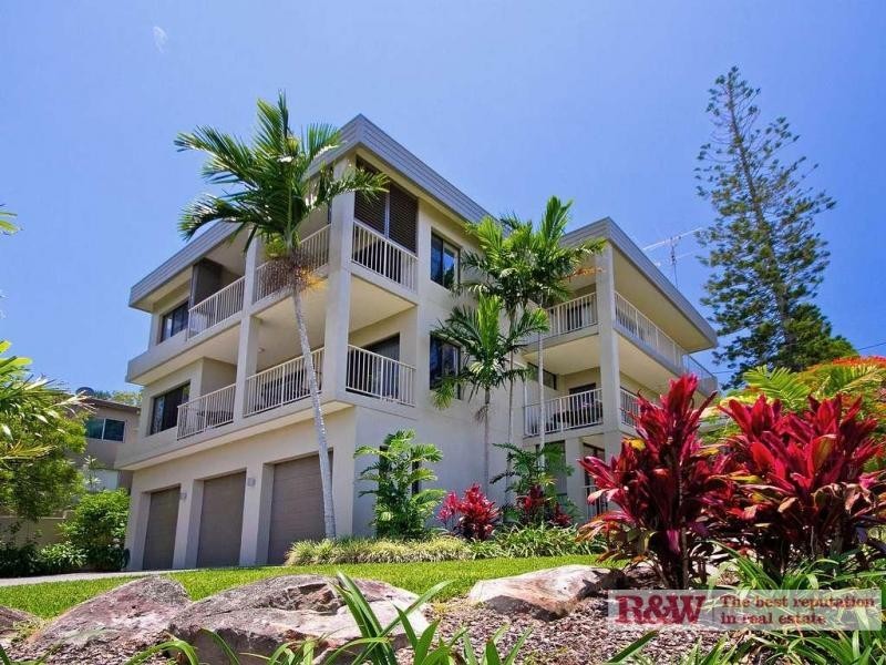 3/2 Melton, Attunga Heights, Noosa Heads QLD 4567