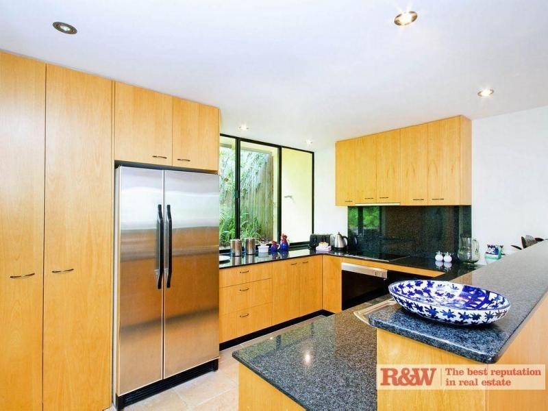 2/40 Alderly Terrace, Little Cove QLD 4567