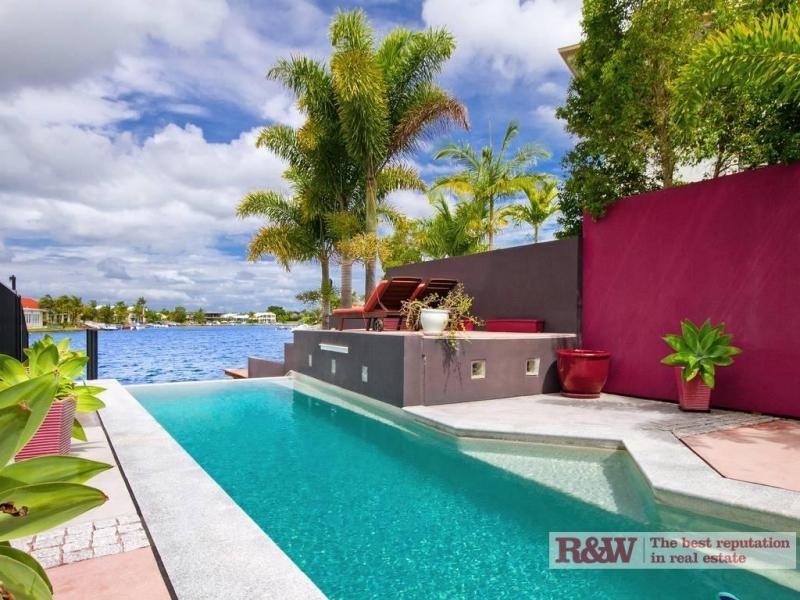 2 The Peninsula, Noosa Waters QLD 4566