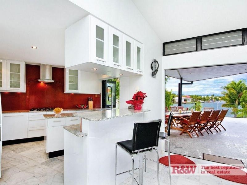 2 The Peninsula, Noosa Waters QLD 4566