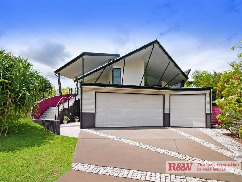 2 The Peninsula, Noosa Waters QLD 4566