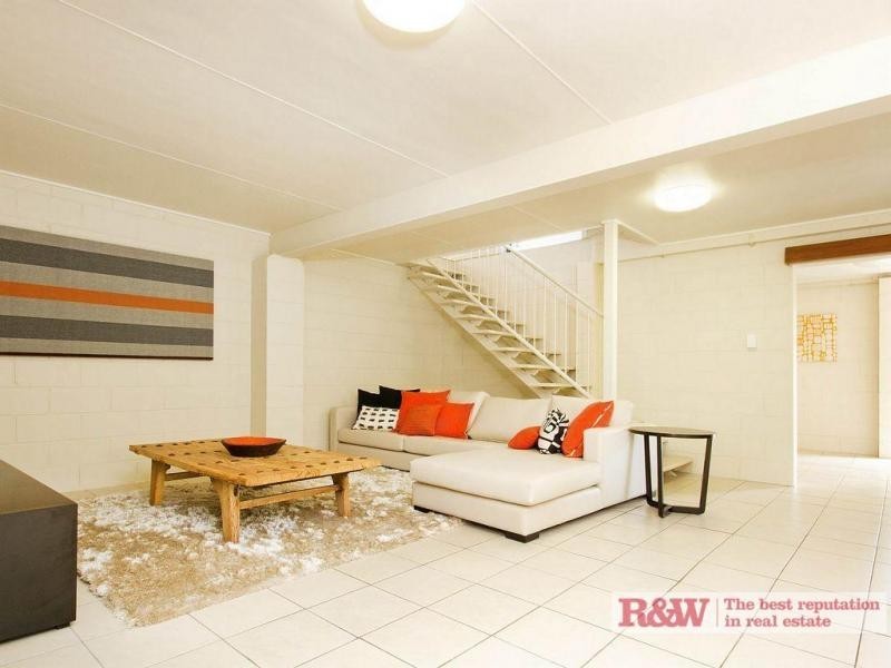 24 Attunga Heights, Noosa Heads QLD 4567