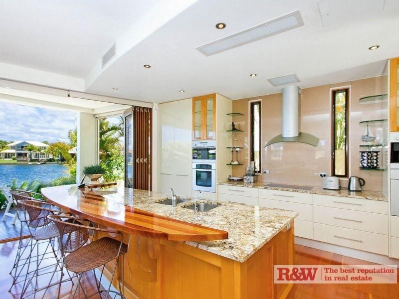 37 The Anchorage, Noosa Waters QLD 4566