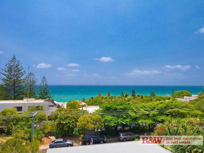 6 Crank Street, Sunshine Beach QLD 4567