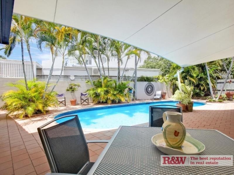 20 Wyuna Drive, Noosa Heads QLD 4567