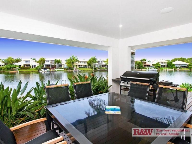 22 Topsails Place, Noosa Waters QLD 4566