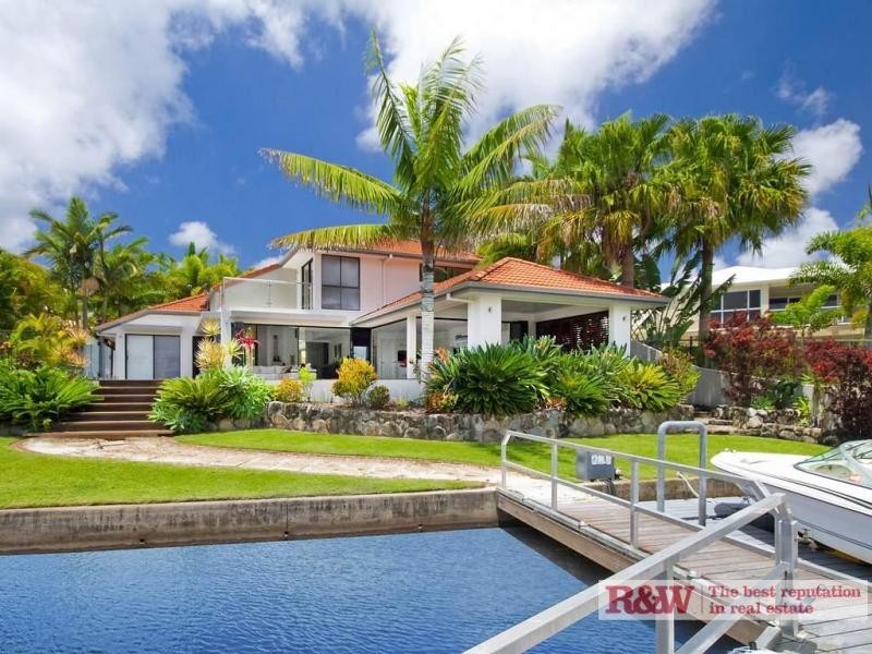 22 Topsails Place, Noosa Waters QLD 4566