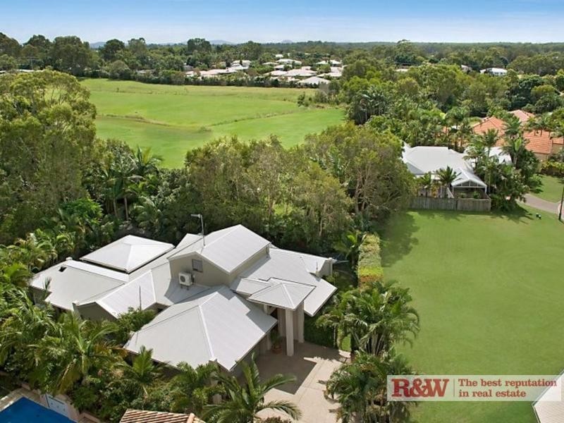 4 Headlands Drive, Noosaville QLD 4566