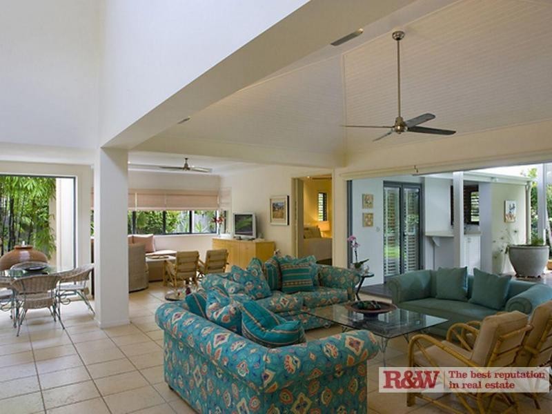 4 Headlands Drive, Noosaville QLD 4566