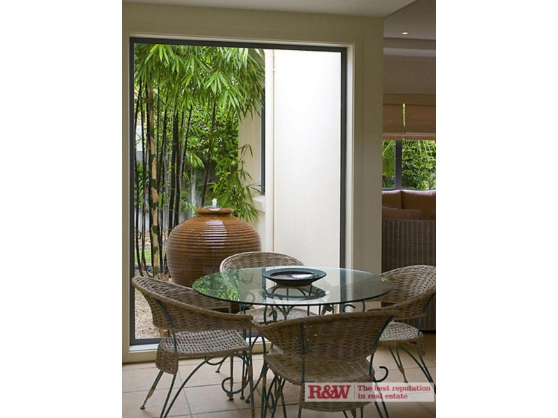 4 Headlands Drive, Noosaville QLD 4566