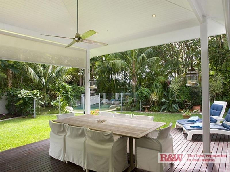 4 Headlands Drive, Noosaville QLD 4566