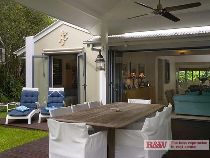 4 Headlands Drive, Noosaville QLD 4566