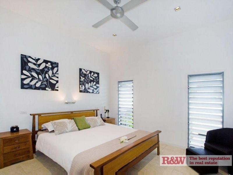 19 Orealla Crescent, Sunrise Beach QLD 4567