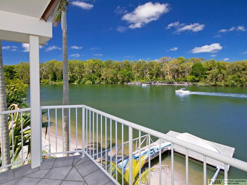 55 Wyuna Drive, Noosaville QLD 4566