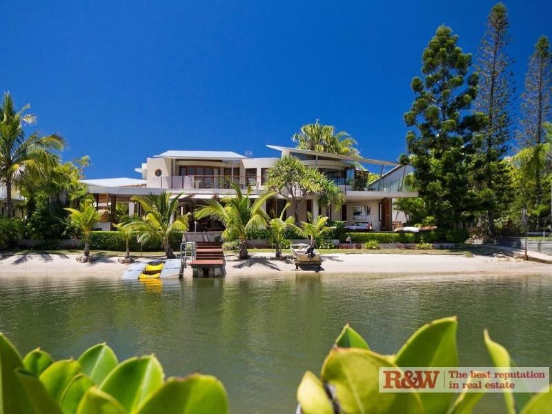 31 Cooran Court, Noosa Heads QLD 4567