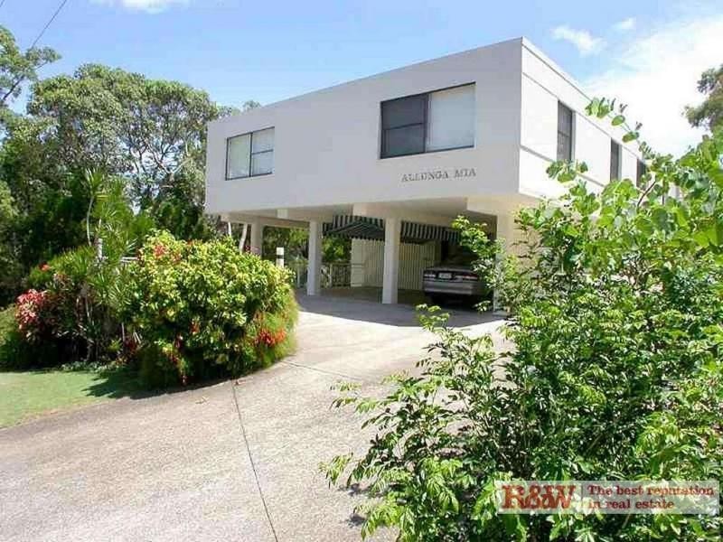 2/5 Natasha Avenue, Noosa Heads QLD 4567