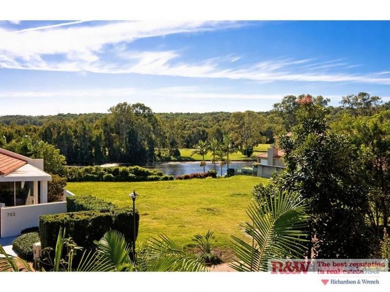 728/61 ‘The Palms’, Noosa Springs Drive, Noosa Heads QLD 4567