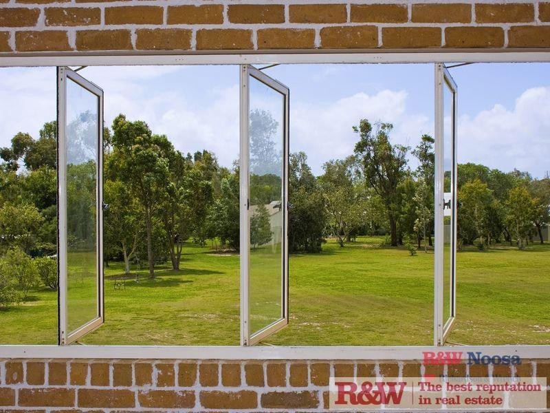 42 Wyuna Drive, Noosaville QLD 4566