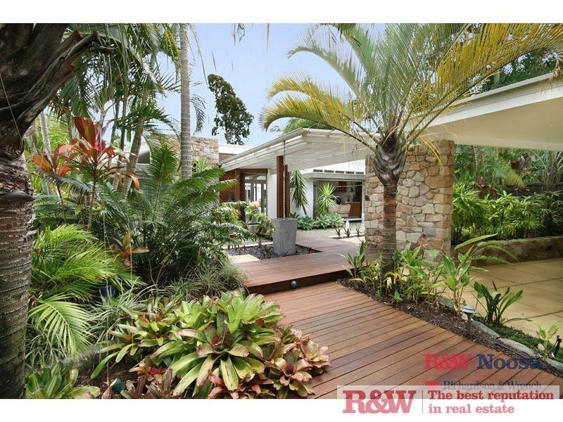9 Cooran Court, Noosa Heads QLD 4567