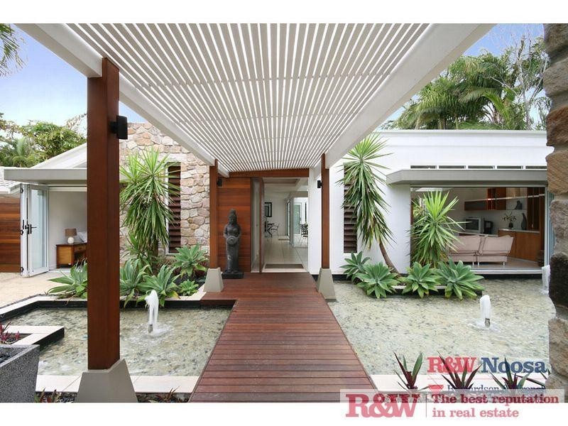 9 Cooran Court, Noosa Heads QLD 4567