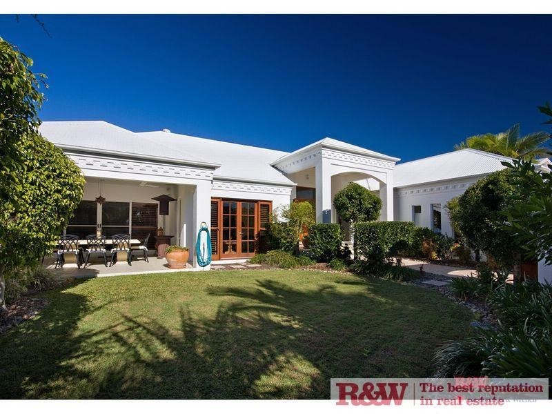 24 Shorehaven Drive, Noosa Waters QLD 4566