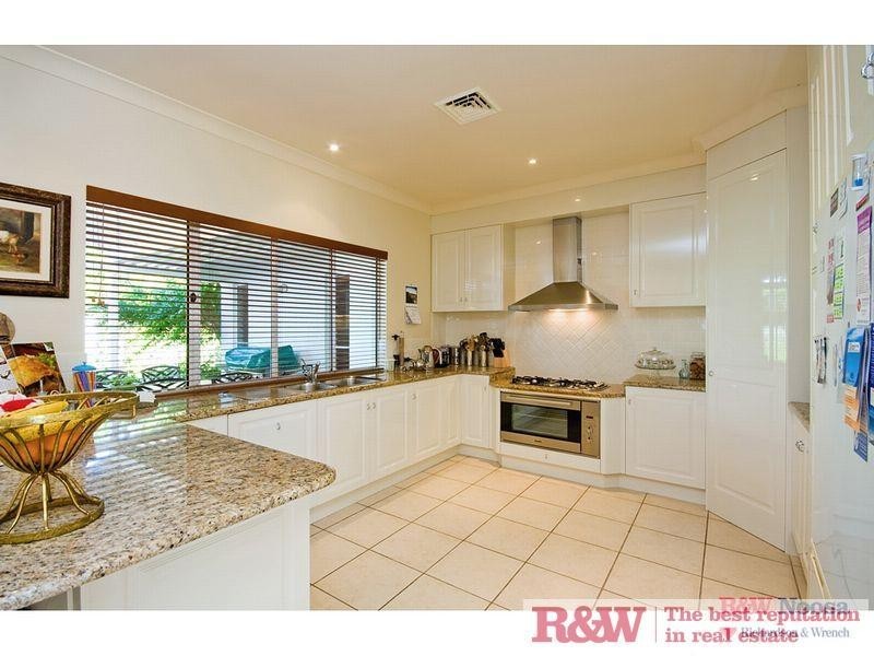 24 Shorehaven Drive, Noosa Waters QLD 4566