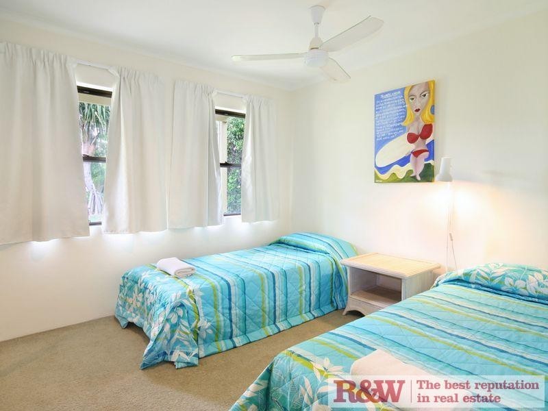 8 Noosa Parade, Noosa Heads QLD 4567