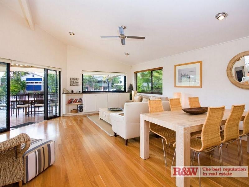 40 Cooran Court, Noosa Heads QLD 4567