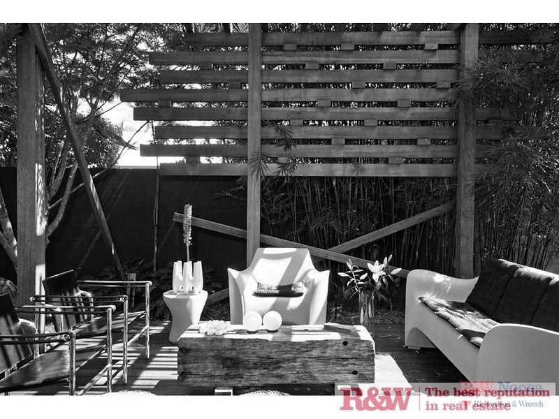 24 Waterside Court, Noosa Waters QLD 4566