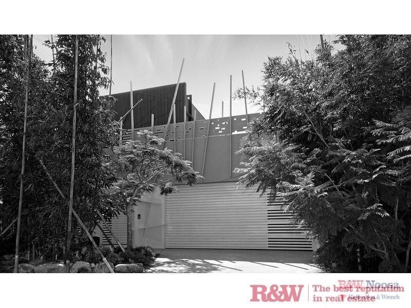 24 Waterside Court, Noosa Waters QLD 4566