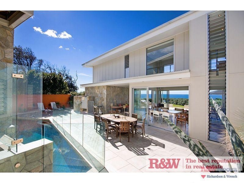 73 Cooloola Drive, Rainbow Beach QLD 4581