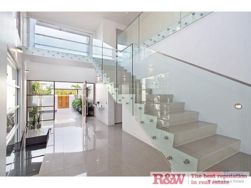 16 Seahorse Place, Noosa Waters QLD 4566