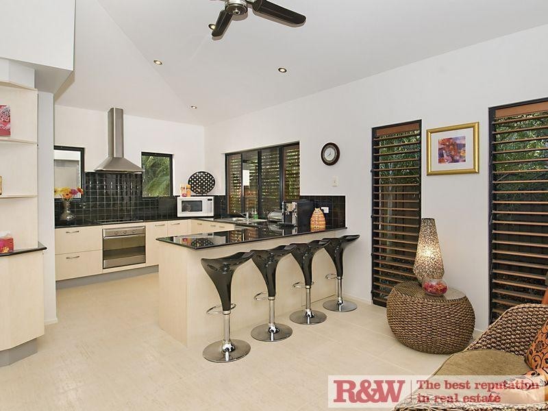 35 Waterside Court, Noosa Waters QLD 4566