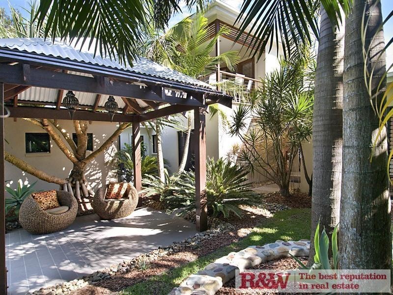 35 Waterside Court, Noosa Waters QLD 4566